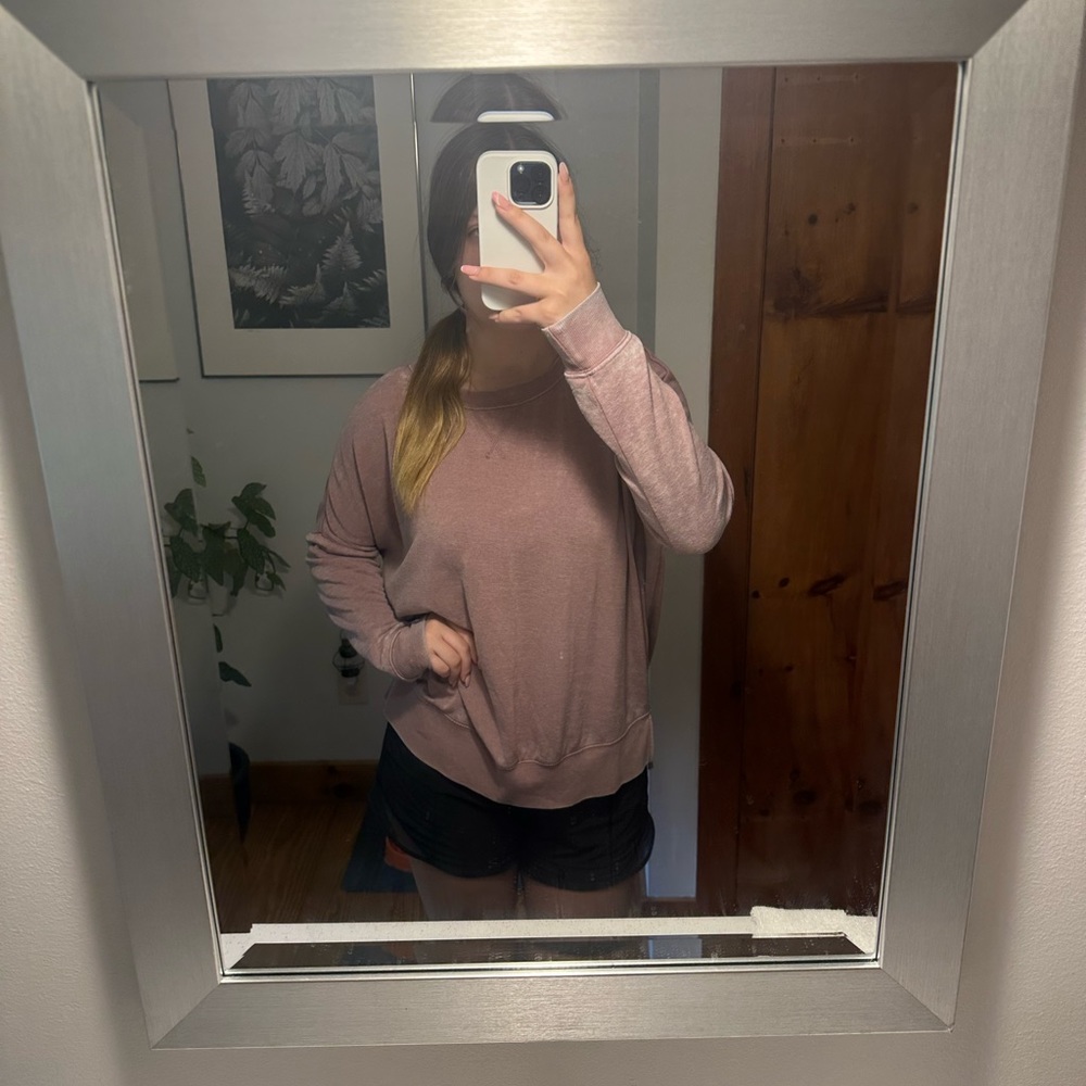 Sweatshirt - Picture 2 of 3